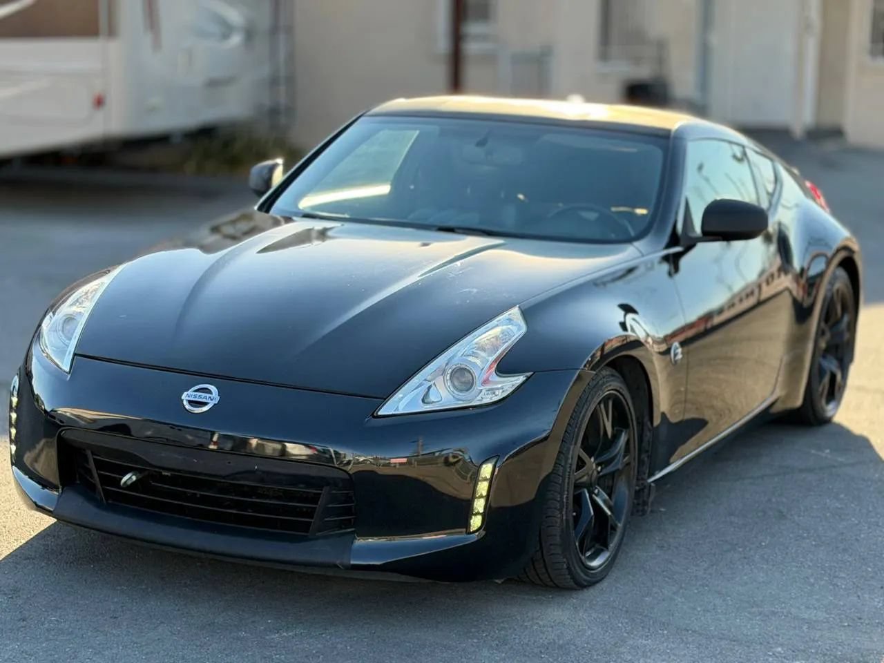 Used 2015 Nissan 370Z Touring RWD image 8