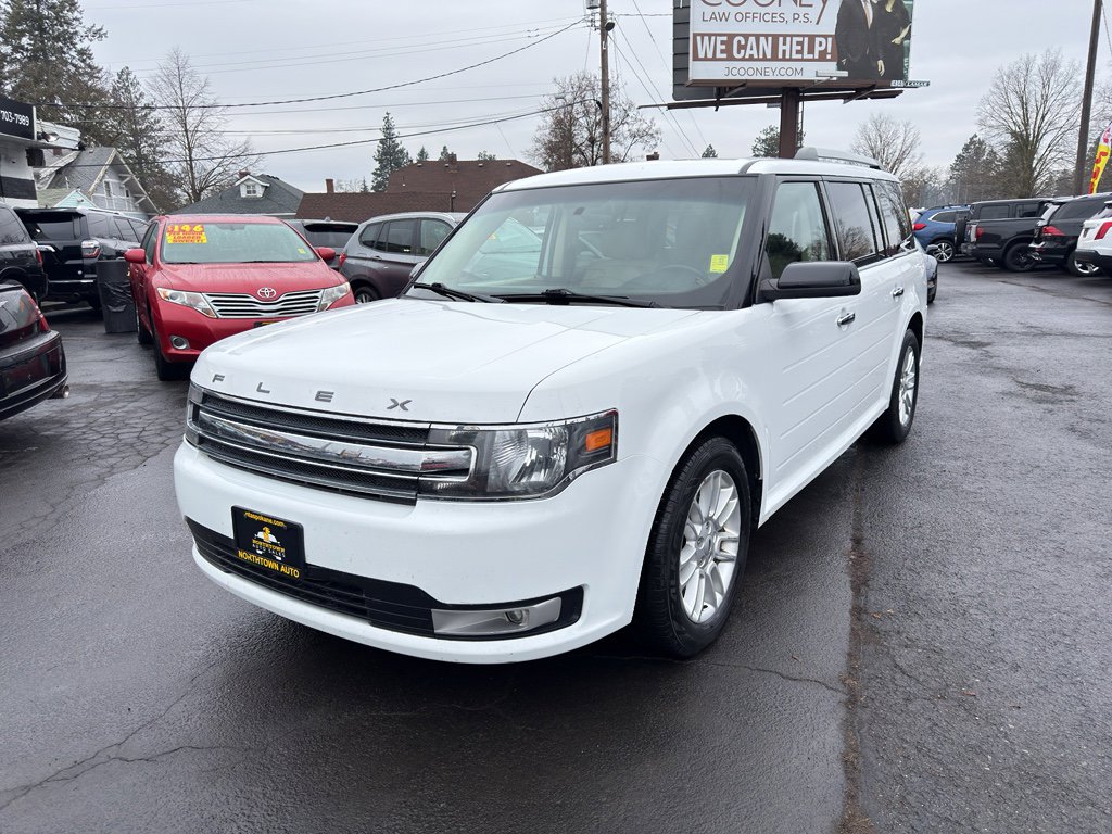 Used 2018 Ford Flex SEL w/ Equipment Group 202A AWD/4WD image 2