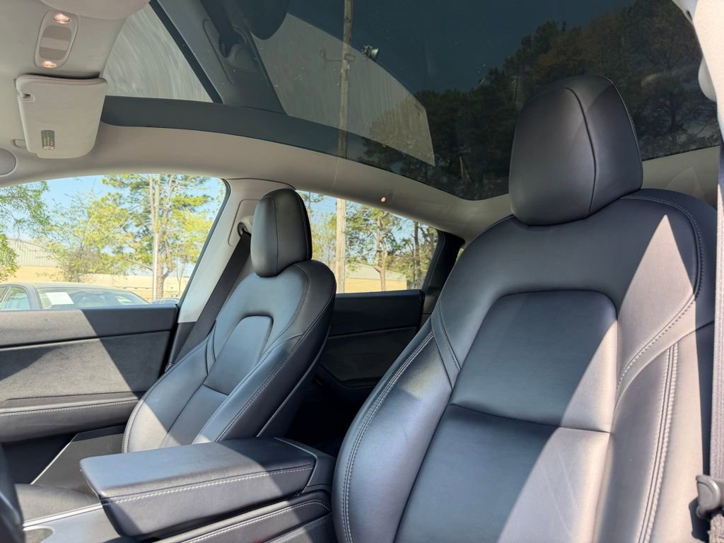 Used 2021 Tesla Model Y Performance image 11