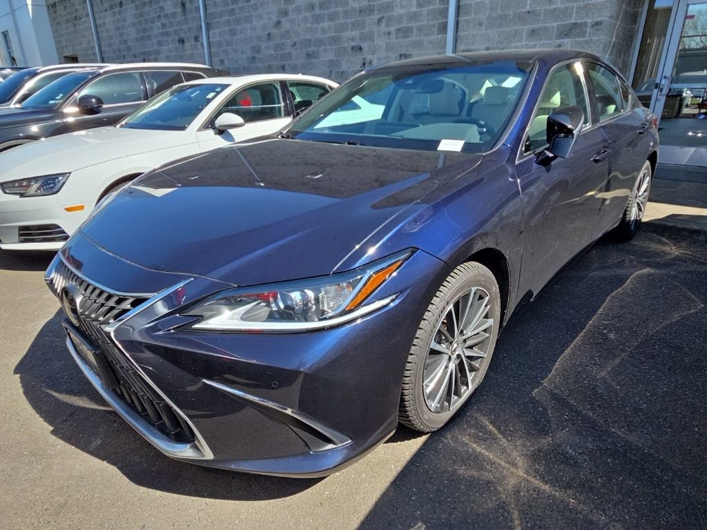 Certified 2023 Lexus ES 250 w/ Premium Package image 1