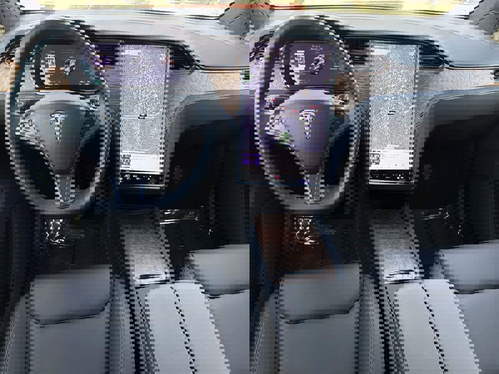 Used 2020 Tesla Model X Long Range image 10