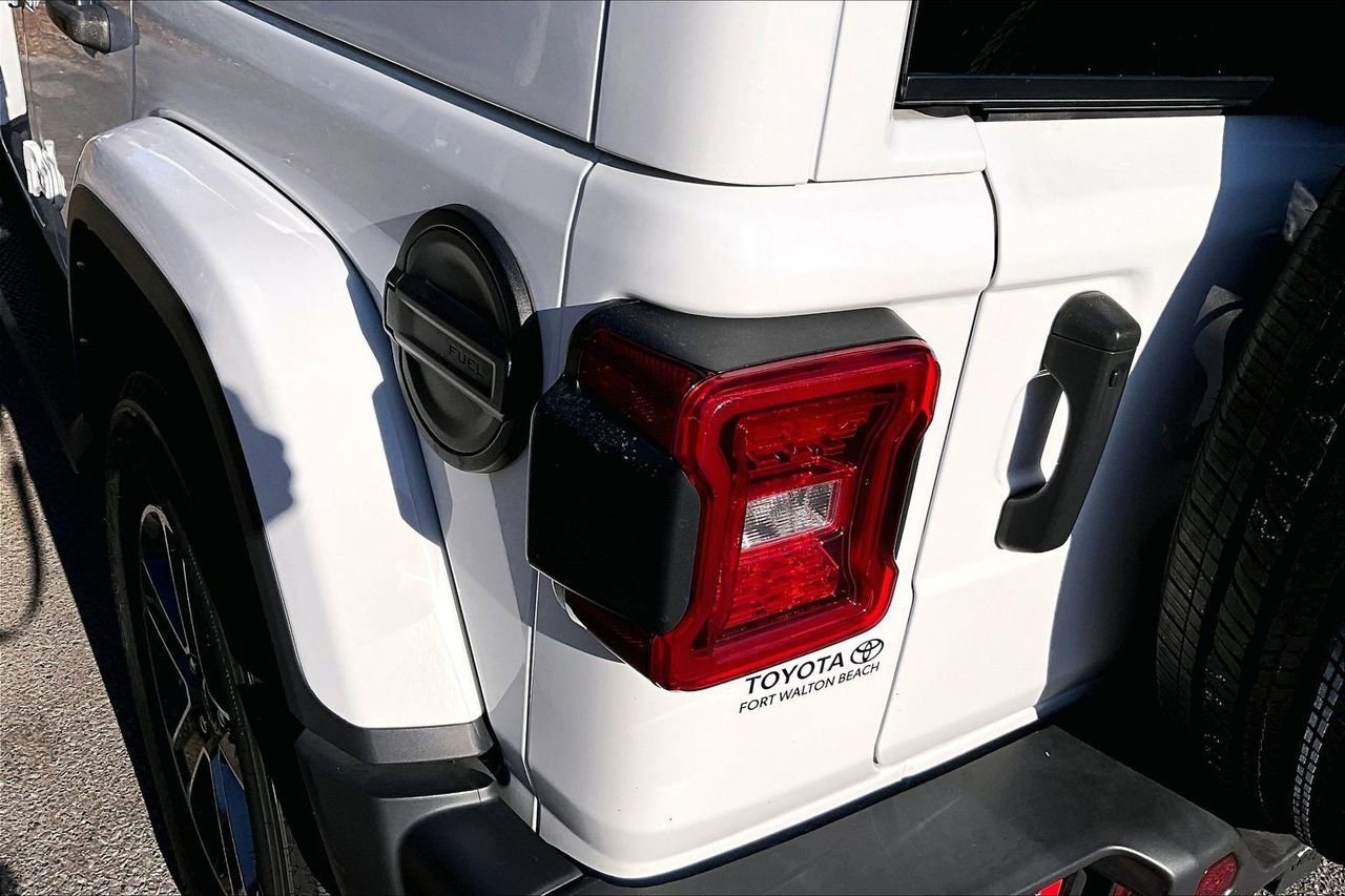 Used 2023 Jeep Wrangler Sahara w/ LED Lighting Group image 20