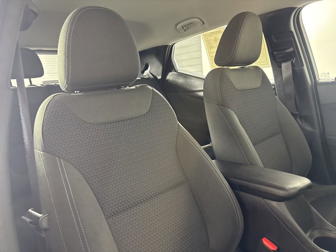 Used 2022 Chevrolet Bolt EUV LT w/ Comfort Package image 24