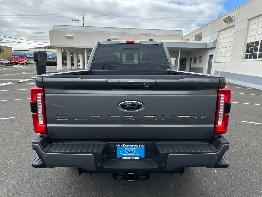 New 2026 Ford F250 Lariat w/ Black Appearance Package AWD/4WD image 5