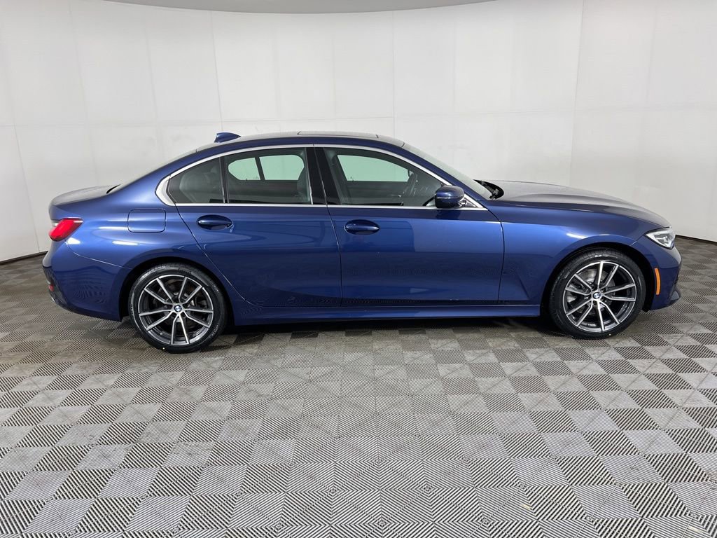 Used 2021 BMW 330i xDrive Sedan w/ Premium Package image 2