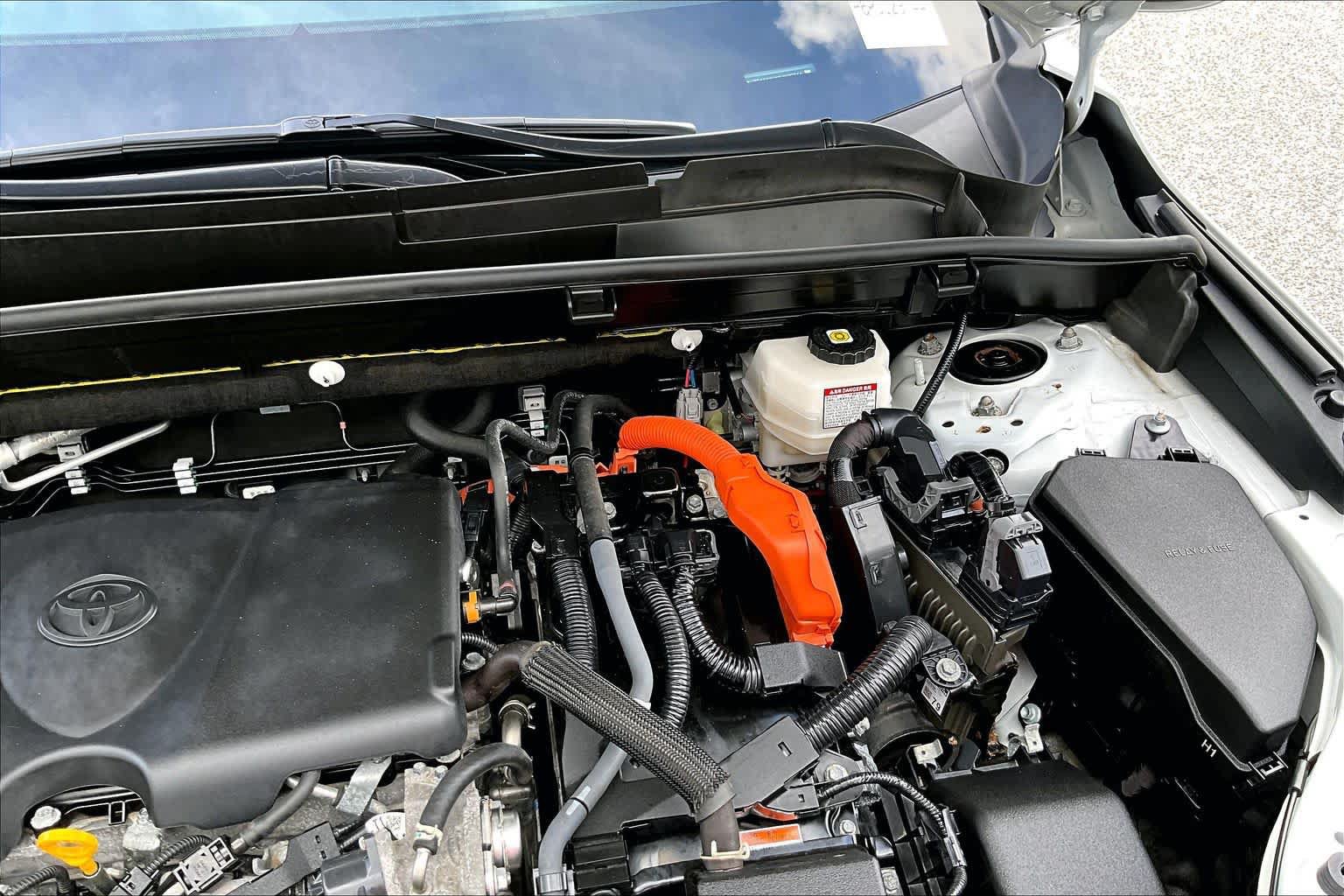 Used 2023 Toyota Venza XLE AWD/4WD image 32