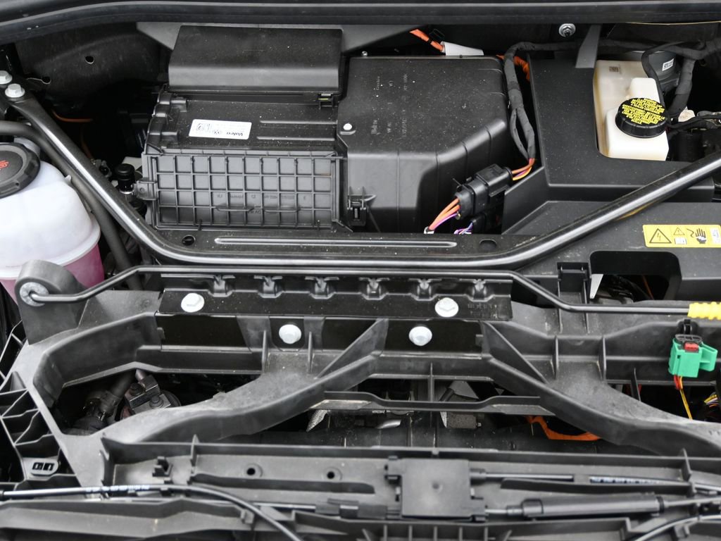 Used 2024 Audi Q4 e-tron Premium Plus w/ Premium Plus image 42