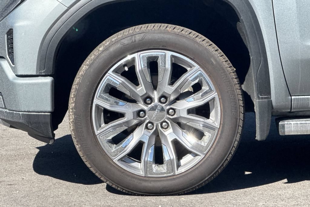 Used 2025 GMC Sierra 1500 Denali AWD/4WD image 29