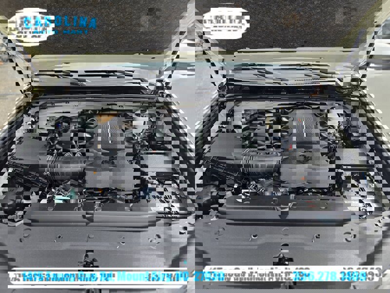 Used 2023 Toyota 4Runner Limited image 11