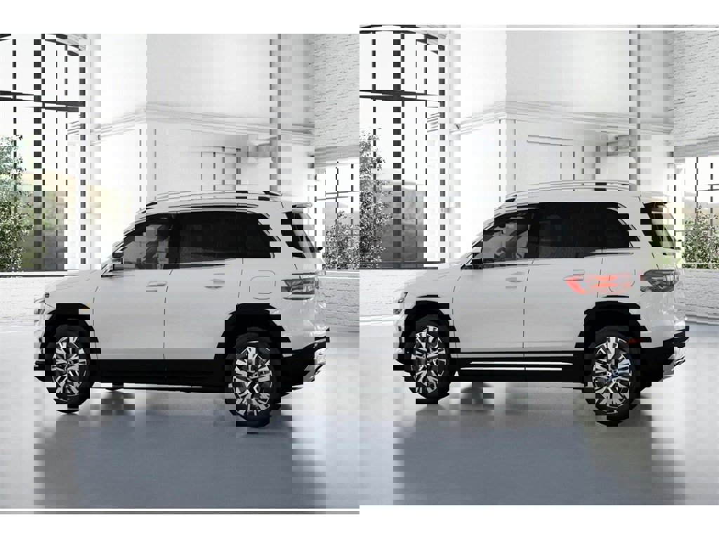 New 2026 Mercedes-Benz GLB 250 4MATIC image 32