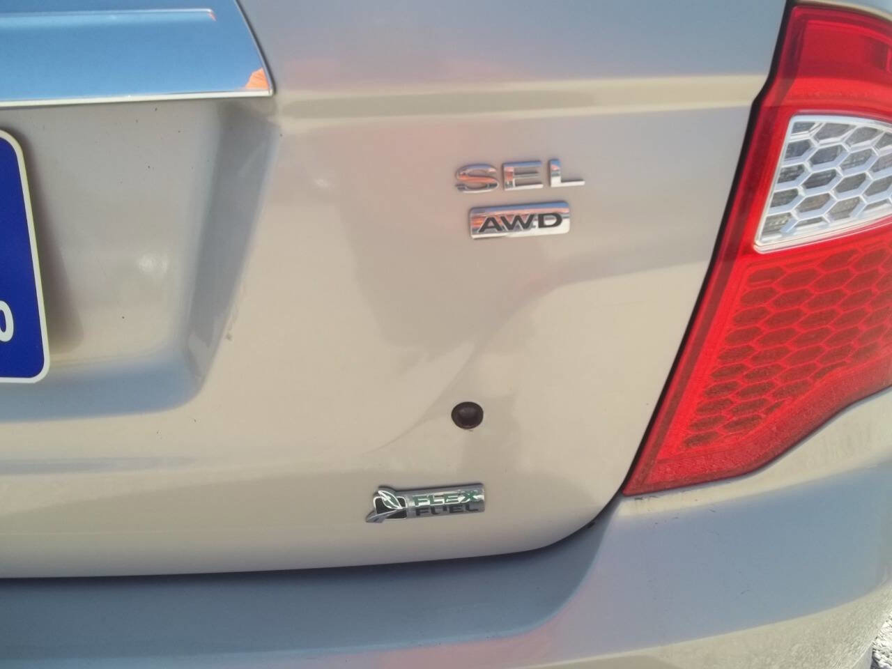 Used 2010 Ford Fusion SEL image 15