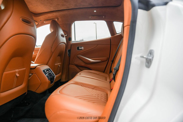 Used 2021 Aston Martin DBX image 40