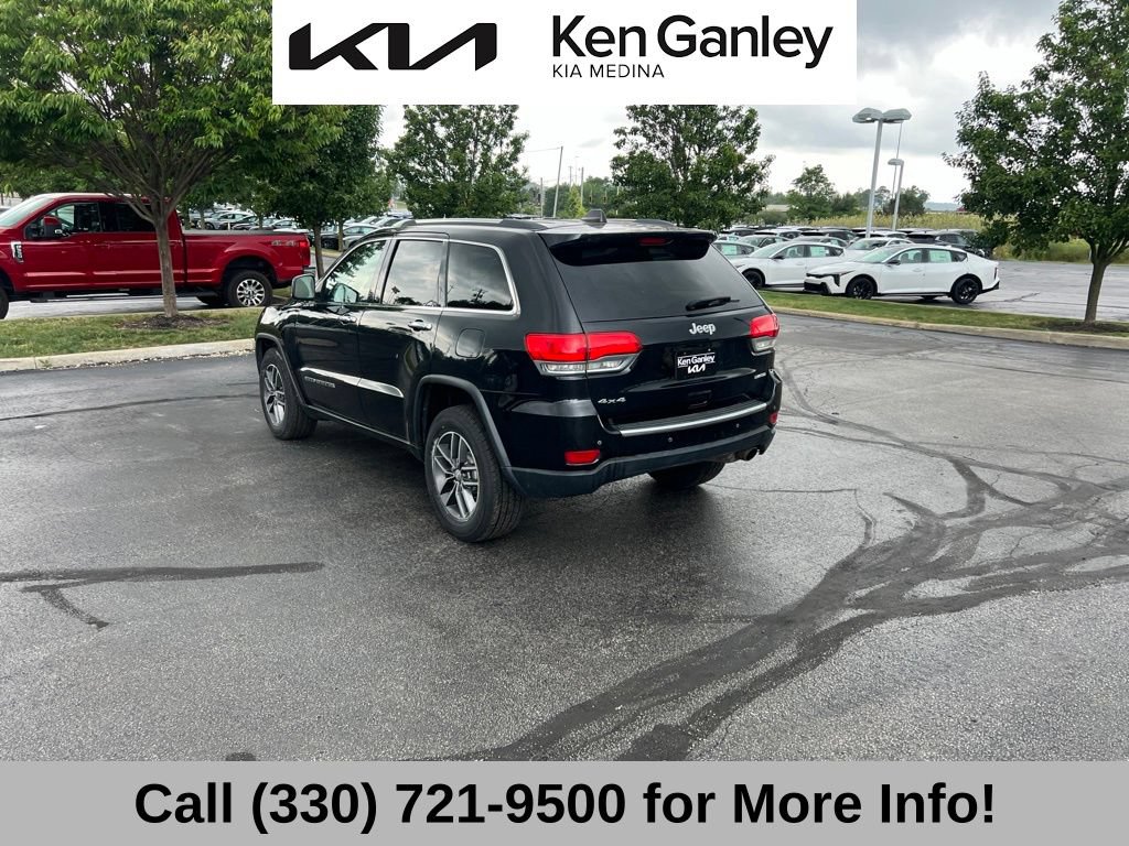Used 2017 Jeep Grand Cherokee Limited AWD/4WD image 14