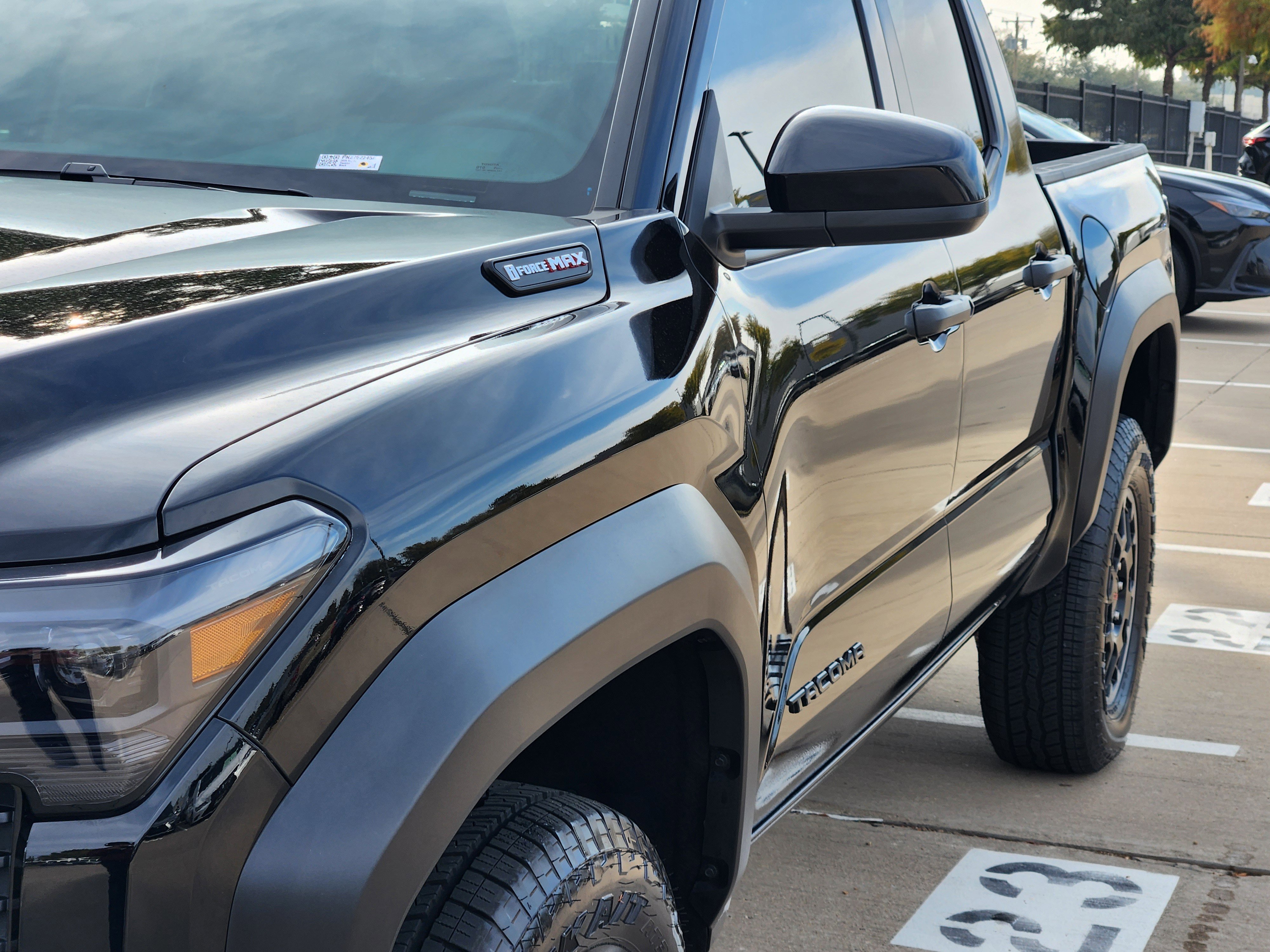 Used 2025 Toyota Tacoma TRD Off-Road image 9