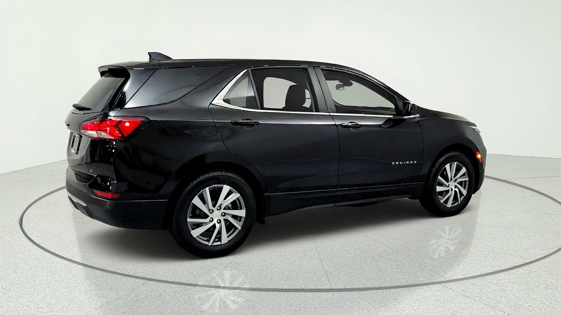 Certified 2023 Chevrolet Equinox LT FWD image 5