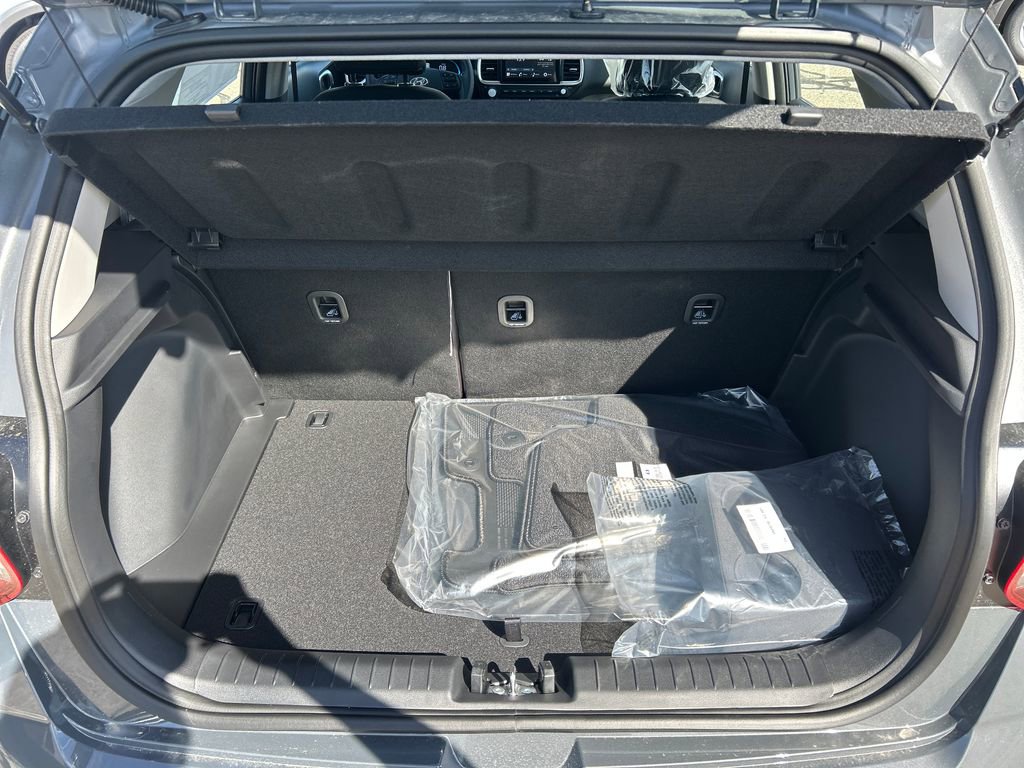 New 2026 Hyundai Venue SE FWD image 29