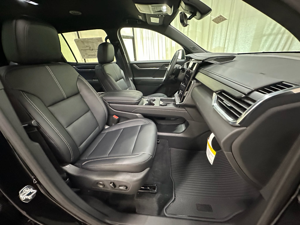 New 2026 GMC Acadia Elevation w/ Elevation Premium Package image 21