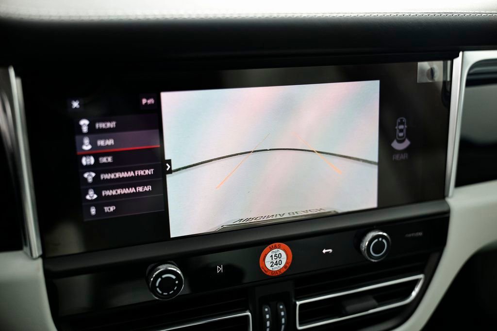 New 2026 Porsche Macan image 36