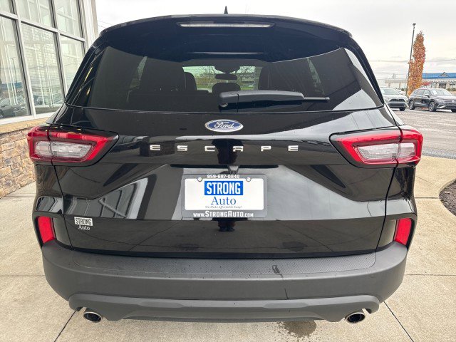 Used 2025 Ford Escape ST-Line image 4