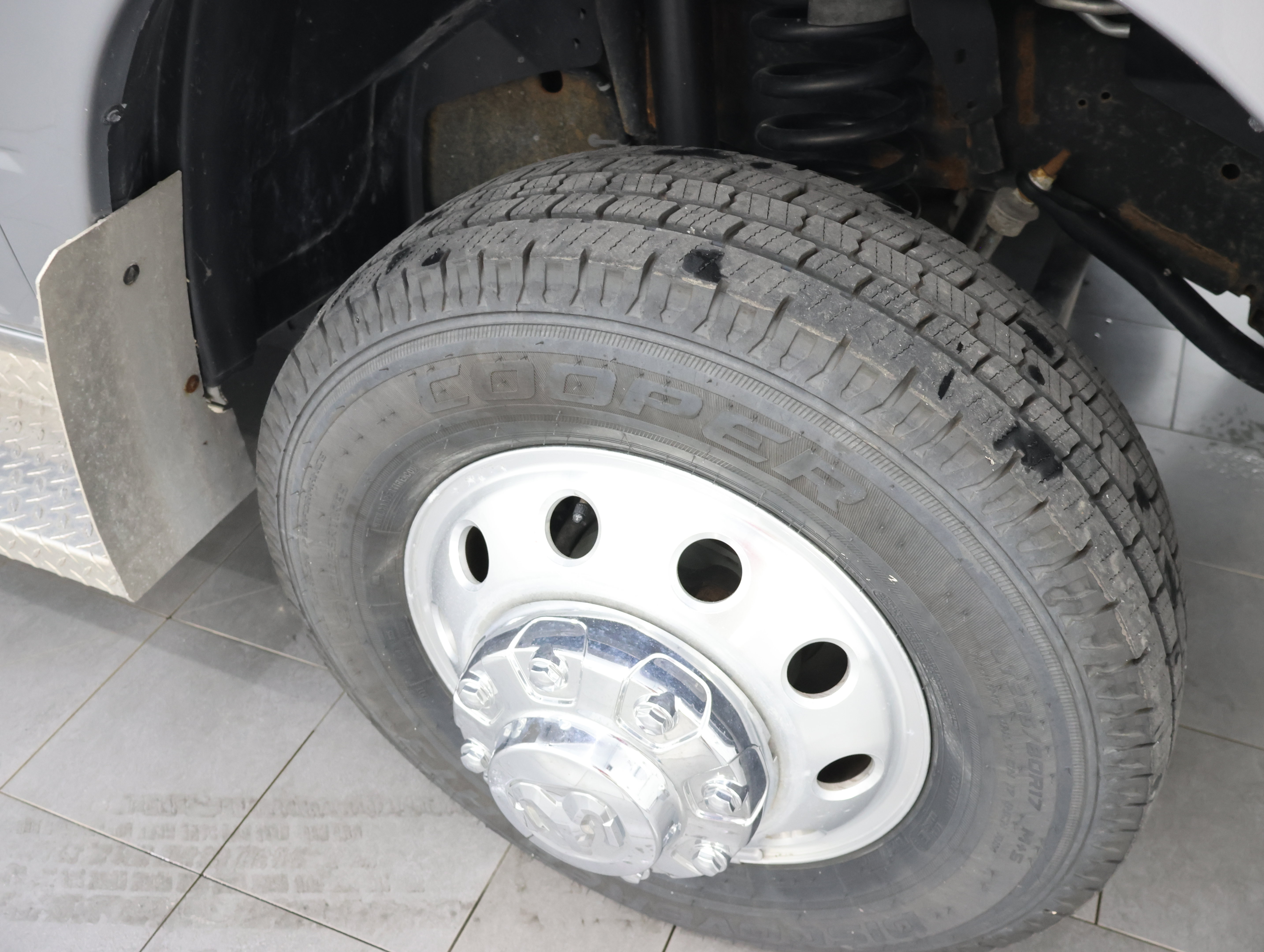 Used 2023 RAM 3500 Laramie AWD/4WD image 3
