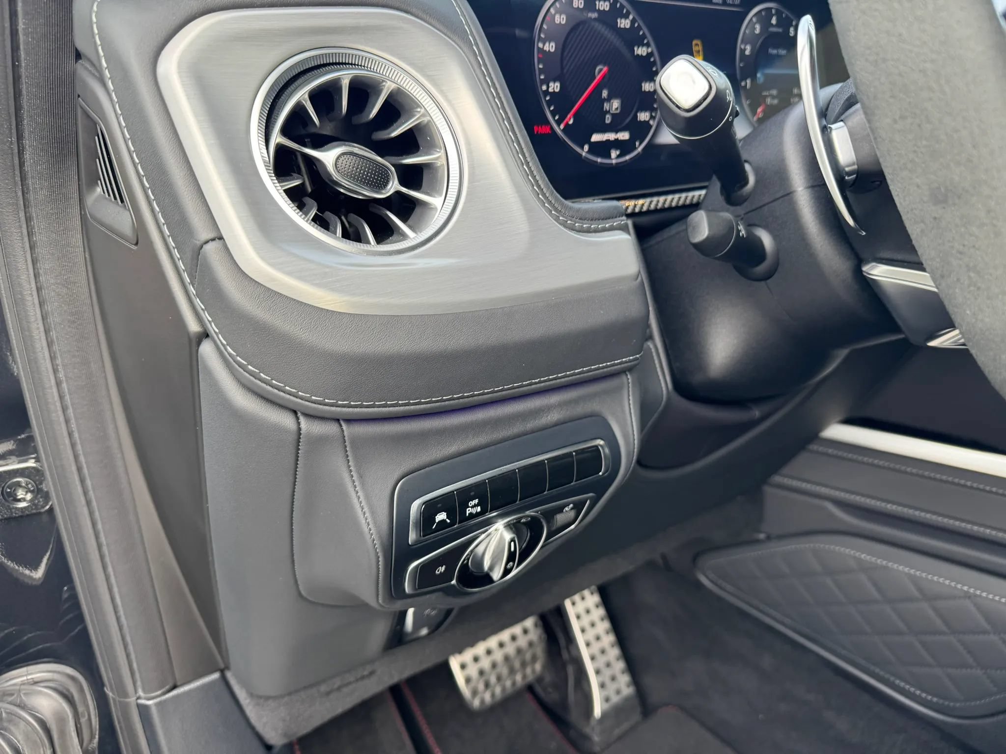 Used 2023 Mercedes-Benz G 63 AMG 4MATIC image 25