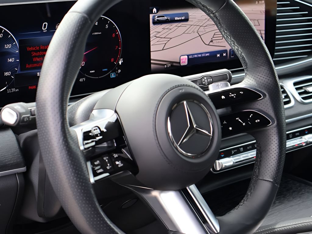Certified 2025 Mercedes-Benz GLS 450 4MATIC image 21
