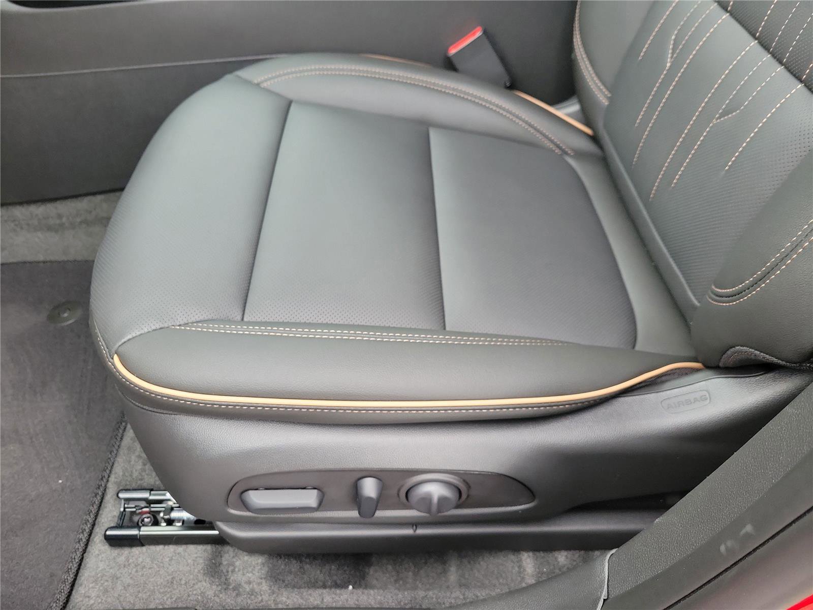 New 2026 Buick Envista Avenir image 18