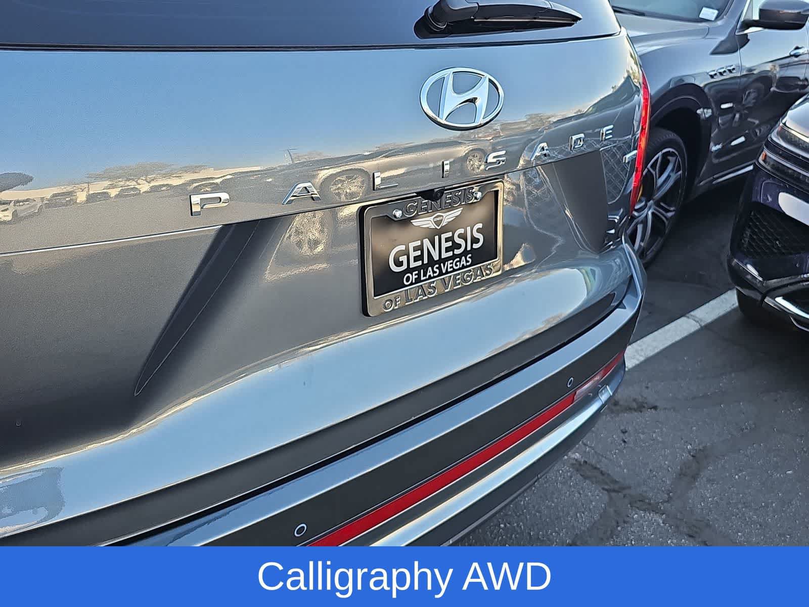 Used 2025 Hyundai Palisade Calligraphy AWD/4WD image 11