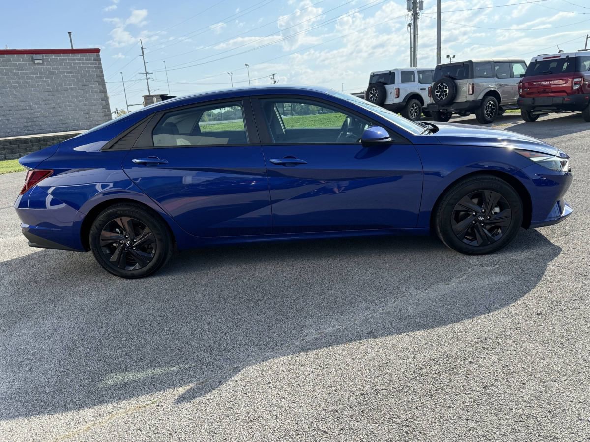 Used 2022 Hyundai Elantra SEL image 6