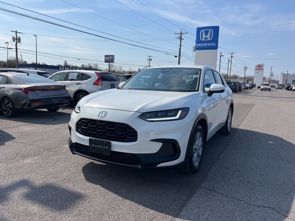 Used 2023 Honda HR-V LX image 1