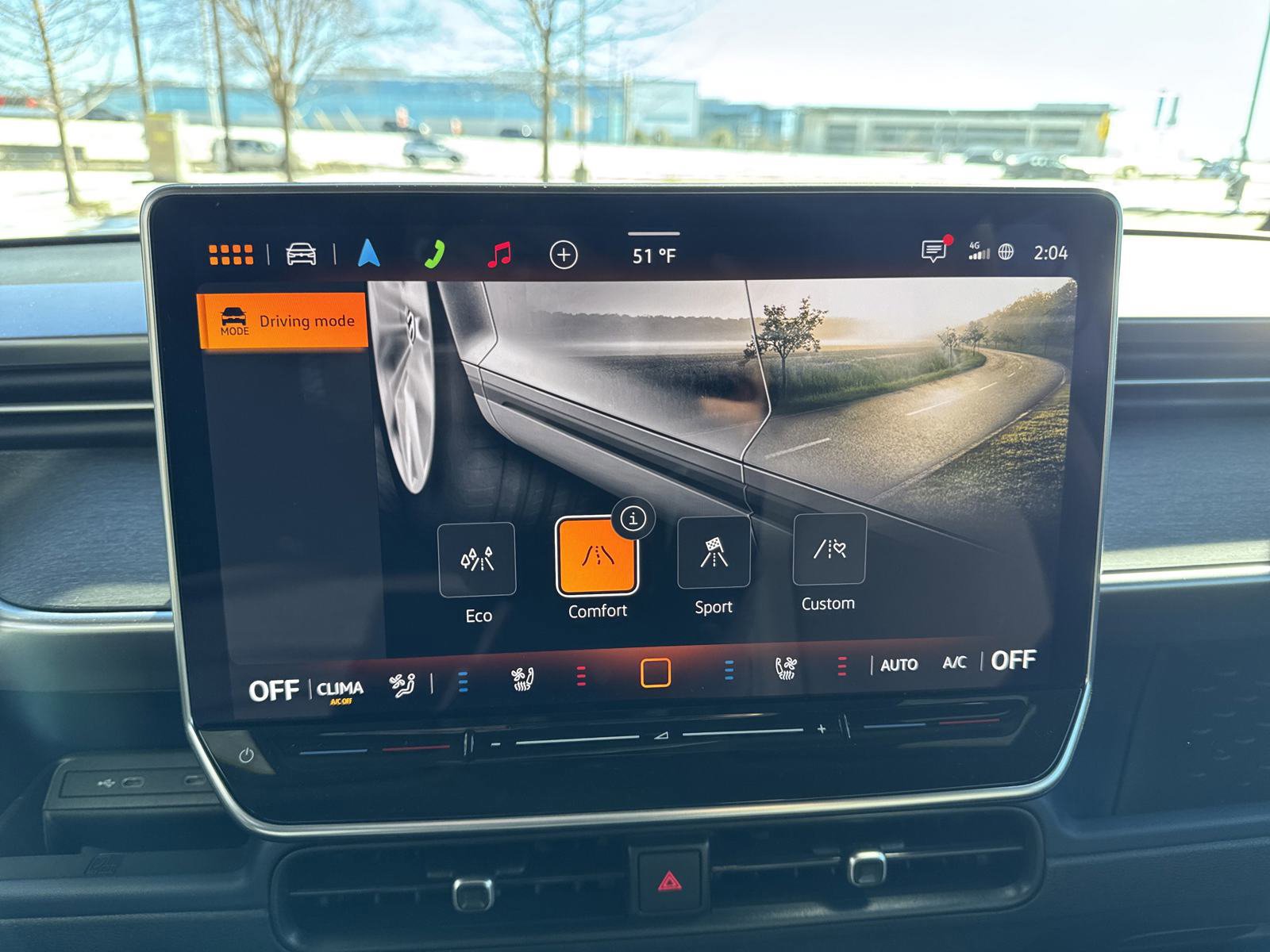 New 2025 Volkswagen ID. Buzz Pro S image 12