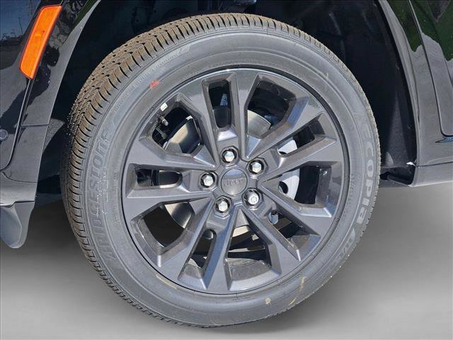New 2026 Jeep Grand Cherokee Limited AWD/4WD image 10