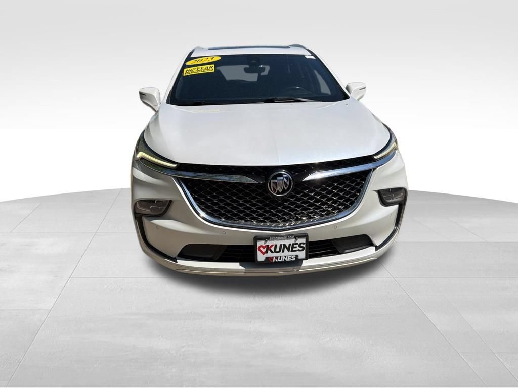 Used 2023 Buick Enclave Avenir w/ Avenir Technology Package AWD/4WD image 4