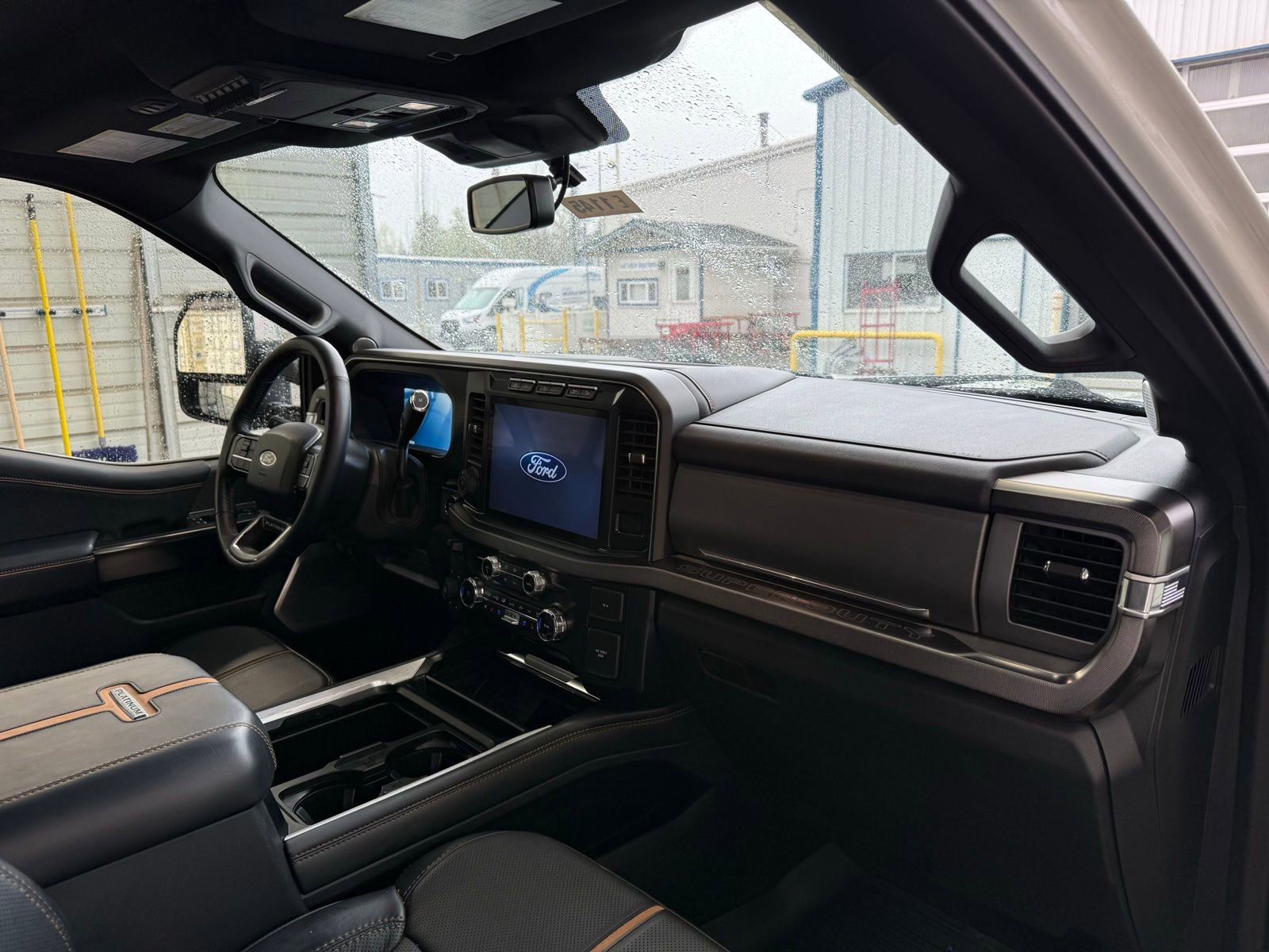 Used 2024 Ford F350 Platinum AWD/4WD image 11
