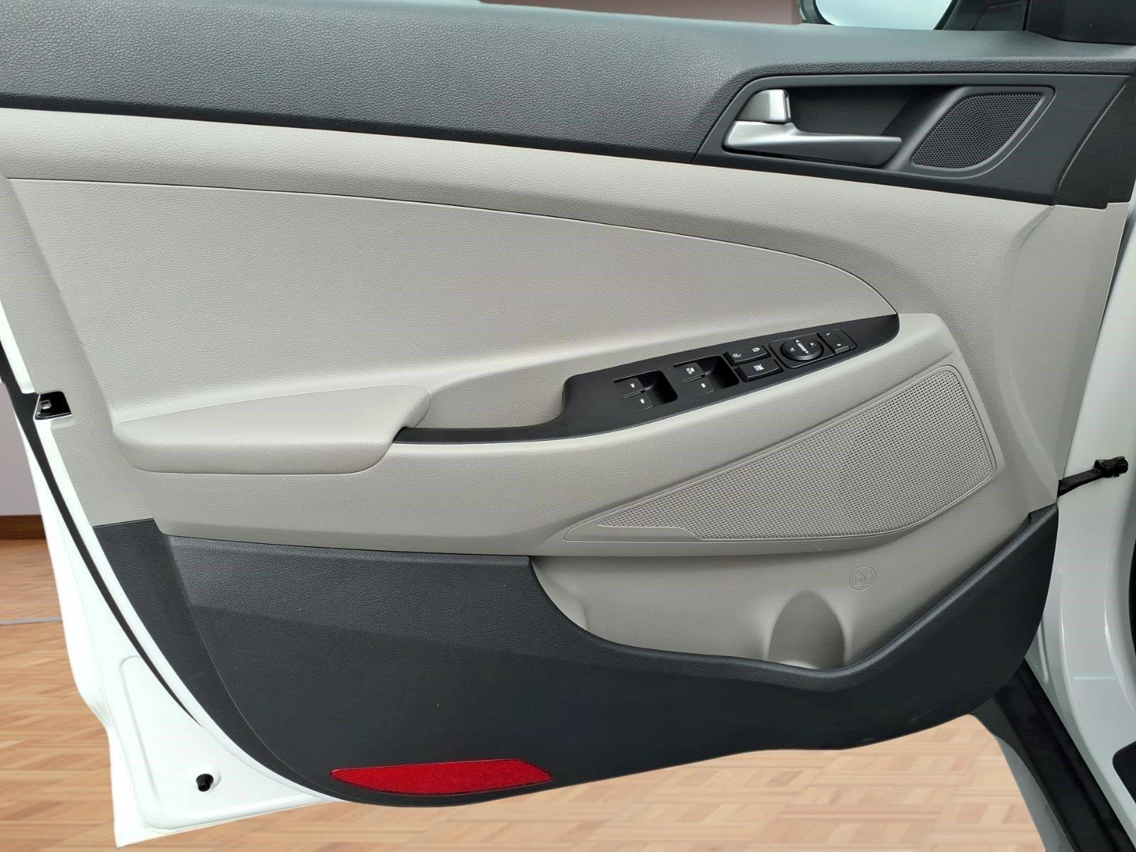 Used 2018 Hyundai Tucson SEL FWD image 18
