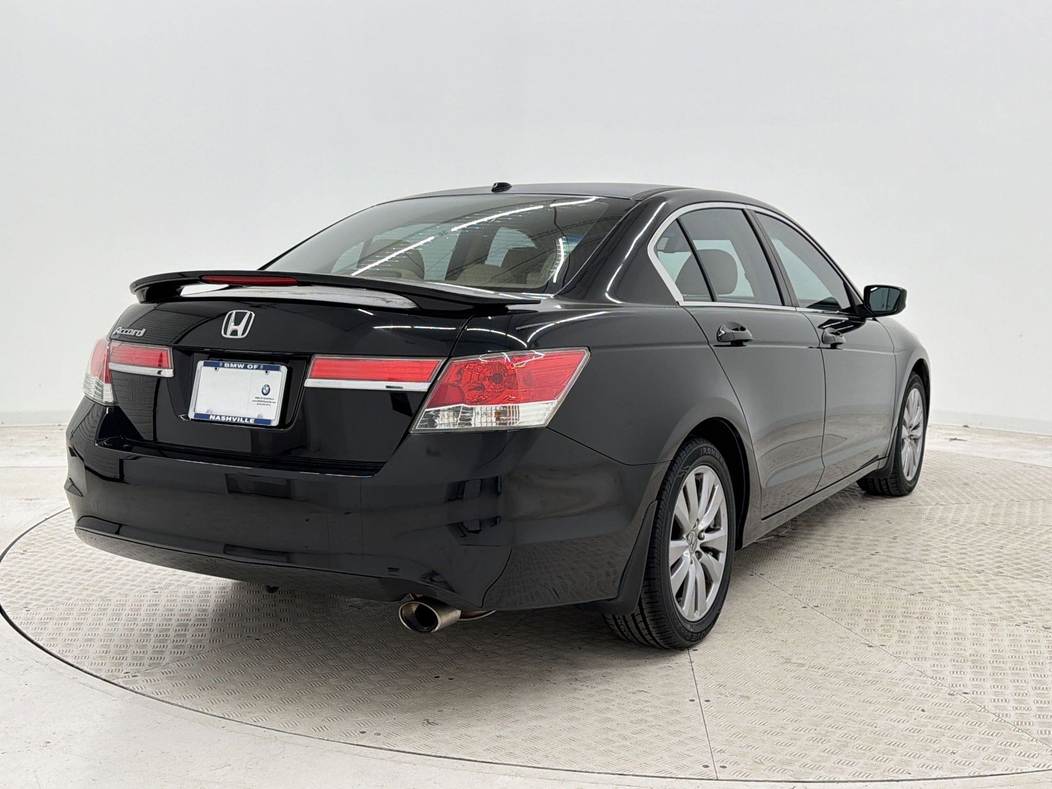 Used 2012 Honda Accord EX-L image 9
