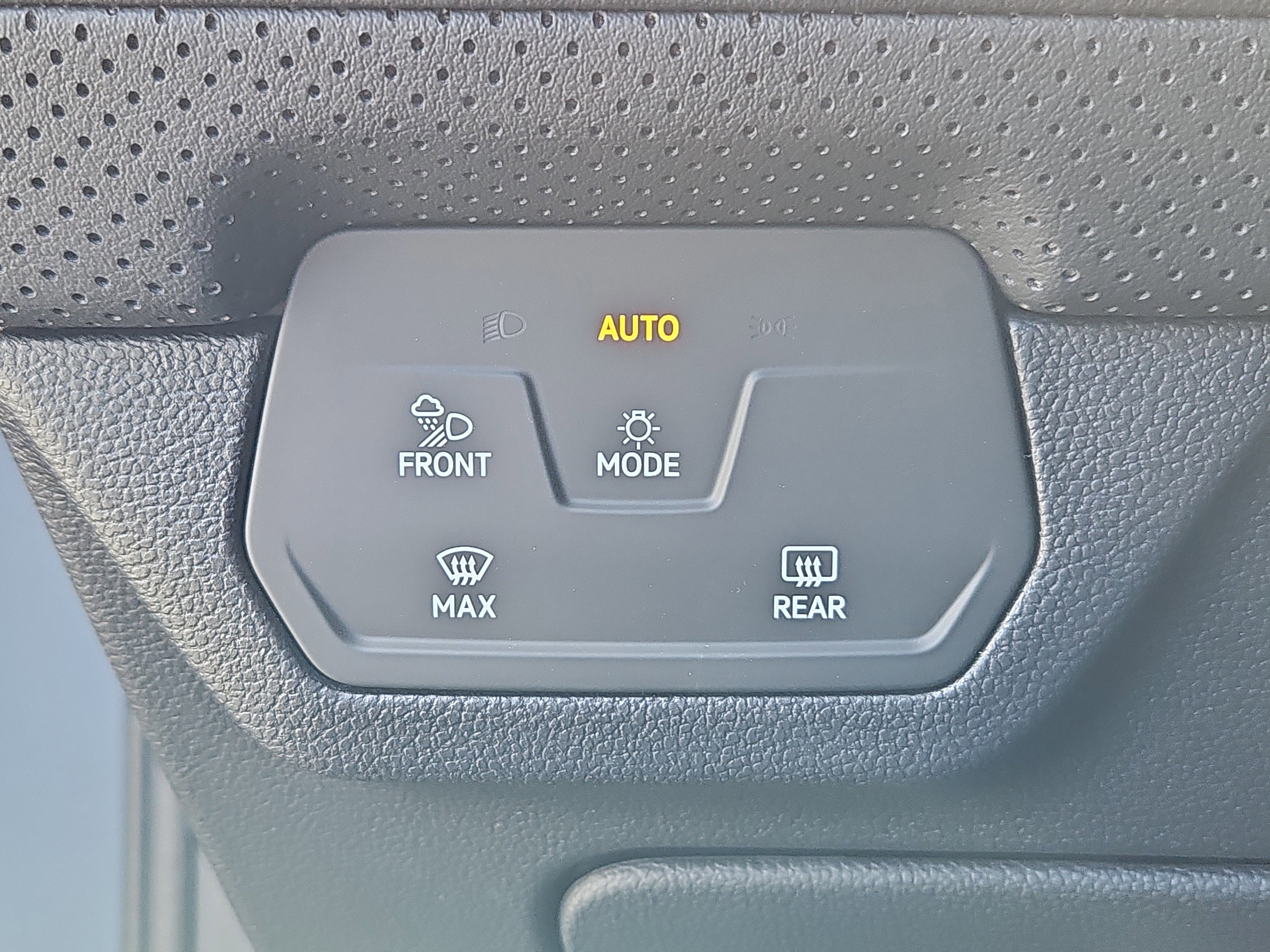 New 2026 Volkswagen Atlas SEL Premium R-Line image 12