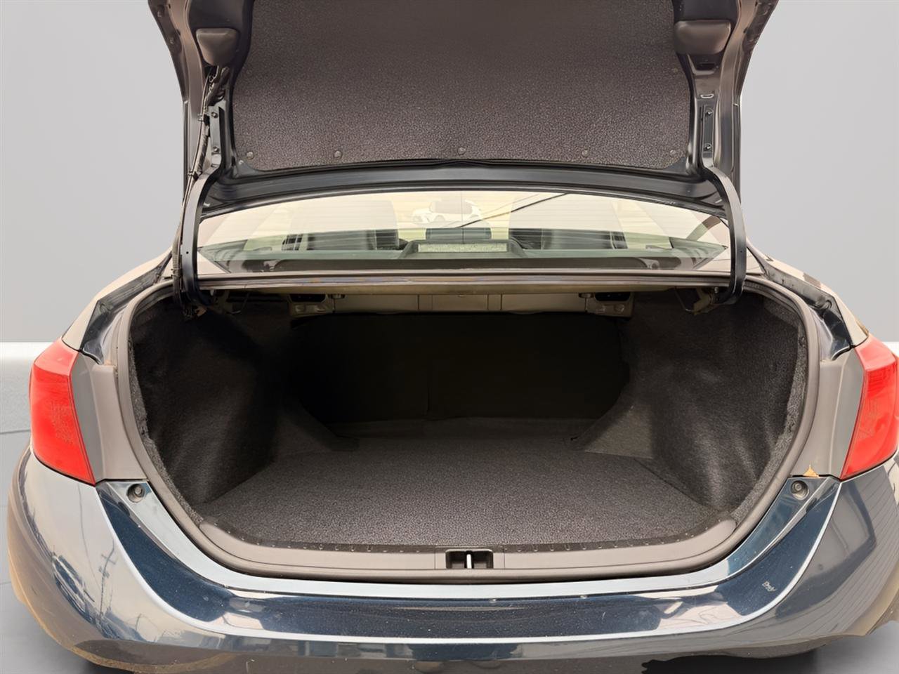 Used 2017 Toyota Corolla L image 23