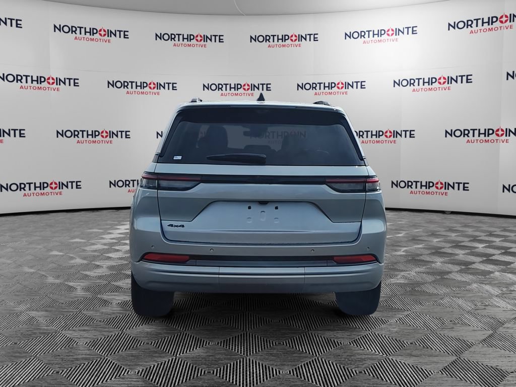 Used 2026 Jeep Grand Cherokee Limited AWD/4WD image 5
