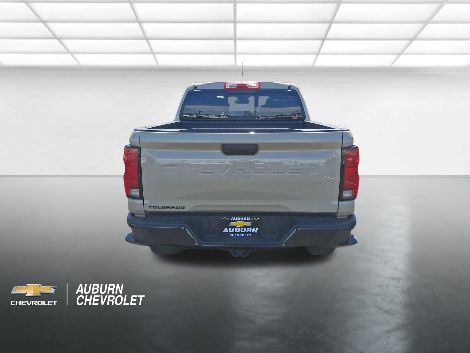 Certified 2023 Chevrolet Colorado Z71 w/ Z71 Convenience Package 2 AWD/4WD image 4