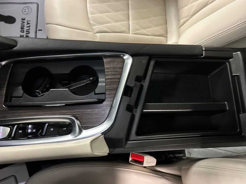Used 2023 Buick Enclave Avenir w/ Avenir Technology Package AWD/4WD image 20