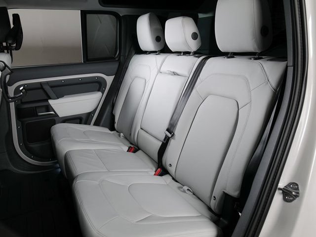 New 2026 Land Rover Defender 110 S AWD/4WD image 5