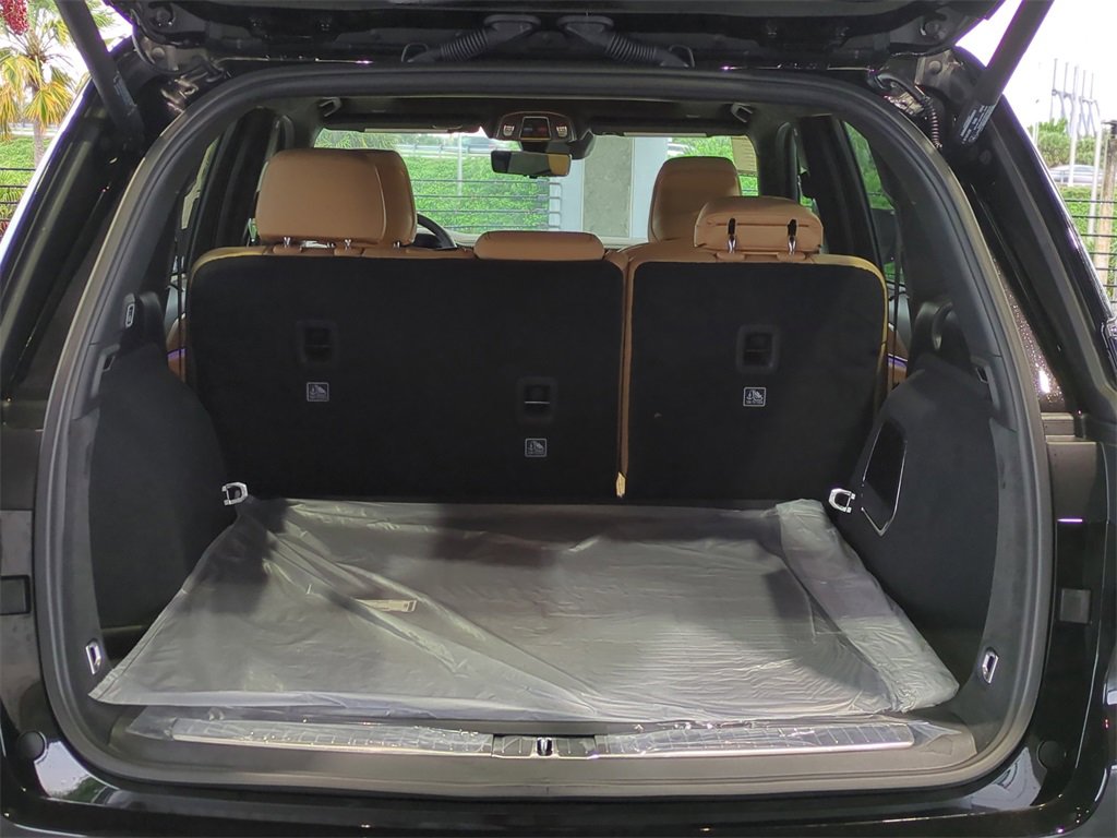 New 2025 Jeep Grand Cherokee Summit image 13