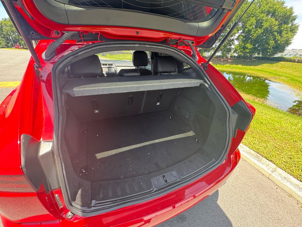 Used 2019 Jaguar E-PACE S AWD/4WD image 17