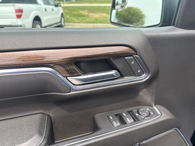 Used 2023 Chevrolet Silverado 1500 RST AWD/4WD image 25