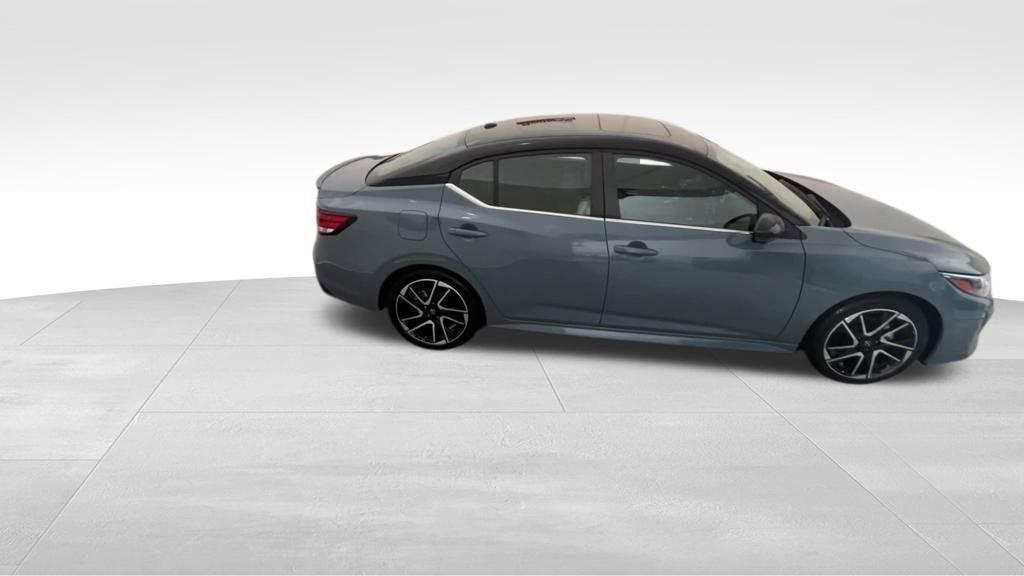 Certified 2024 Nissan Sentra SR w/ SR Premium Package image 7