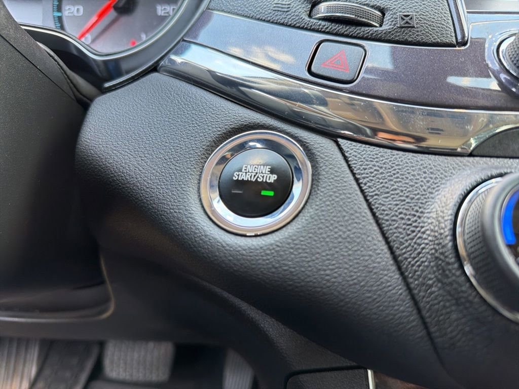 Used 2015 Chevrolet Impala LTZ FWD image 14