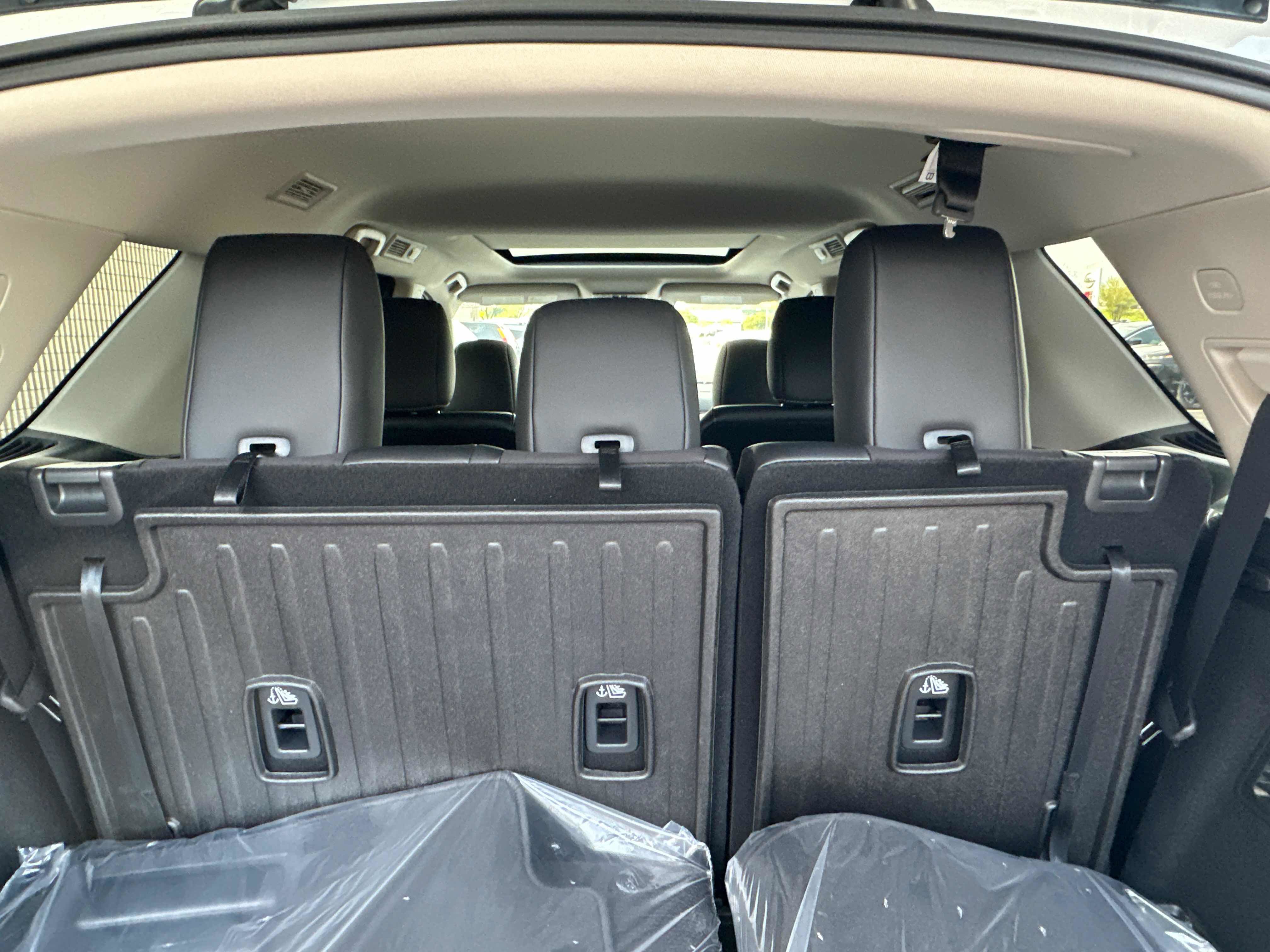 New 2026 Nissan Pathfinder Platinum AWD/4WD image 15