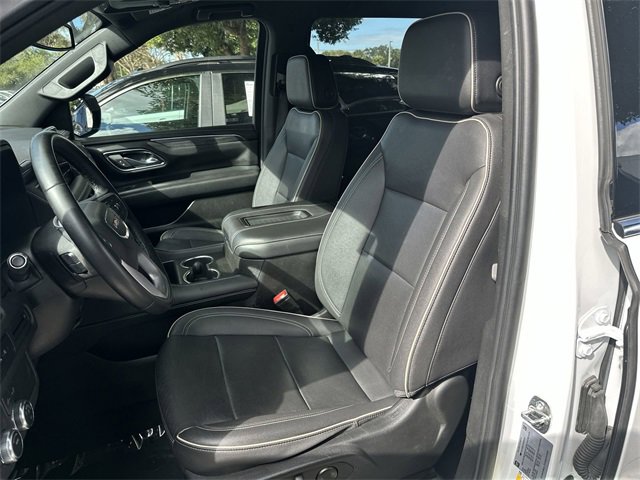 Used 2023 GMC Yukon SLT image 13