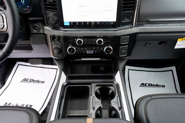 New 2024 Ford F250 Platinum image 21